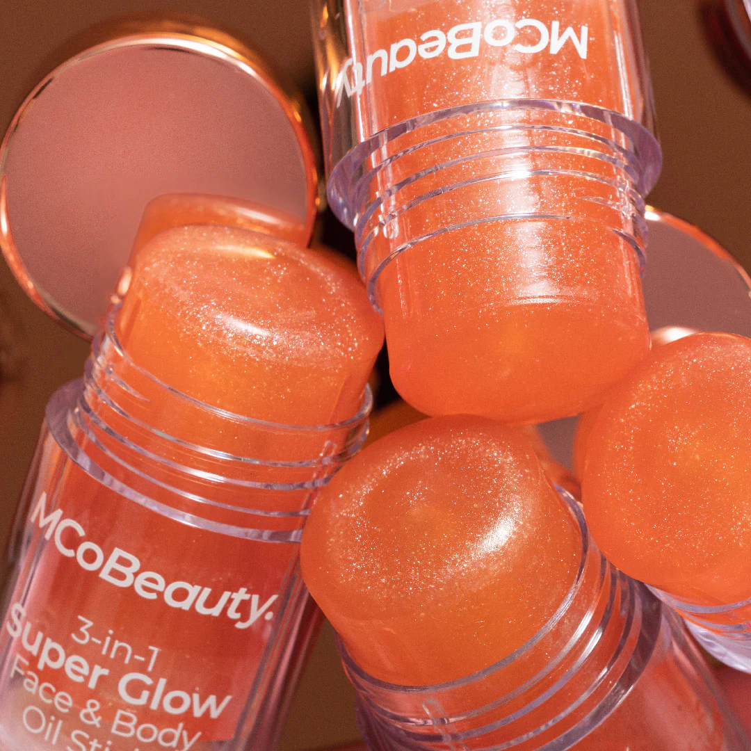 Cosmetics Store -Cosmetics Store MCH568 3in1SuperGlowFaceBodyOilStick Bronze WebsiteImage 04